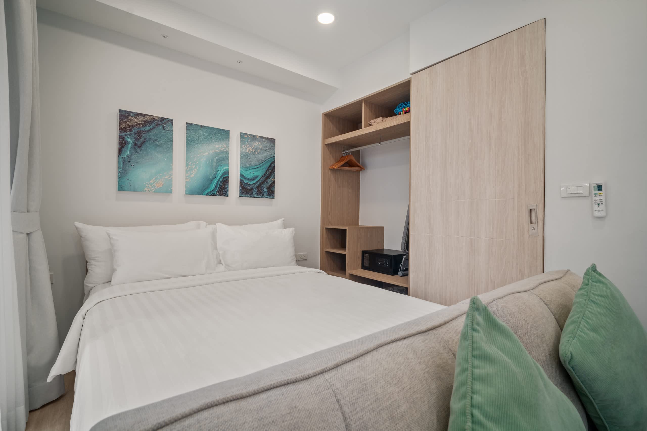 Skypark Aurora 3, Studio 1A Deluxe