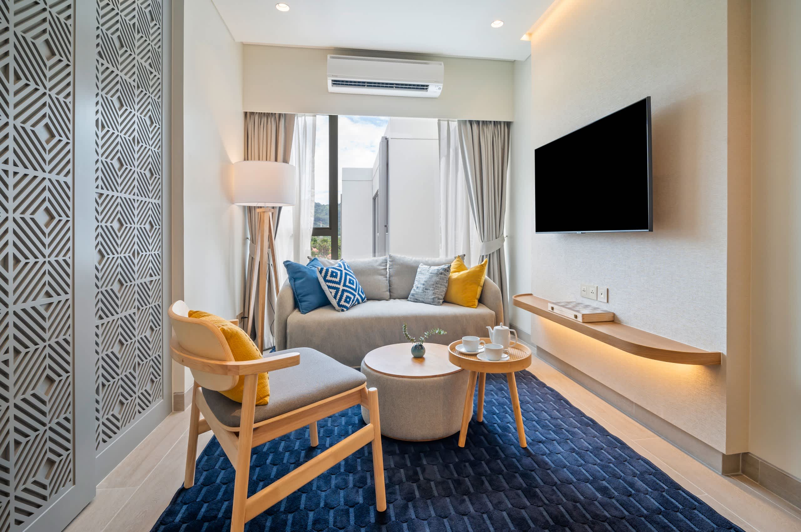 Laguna Lakeside Residences 1BR B5 Lake side