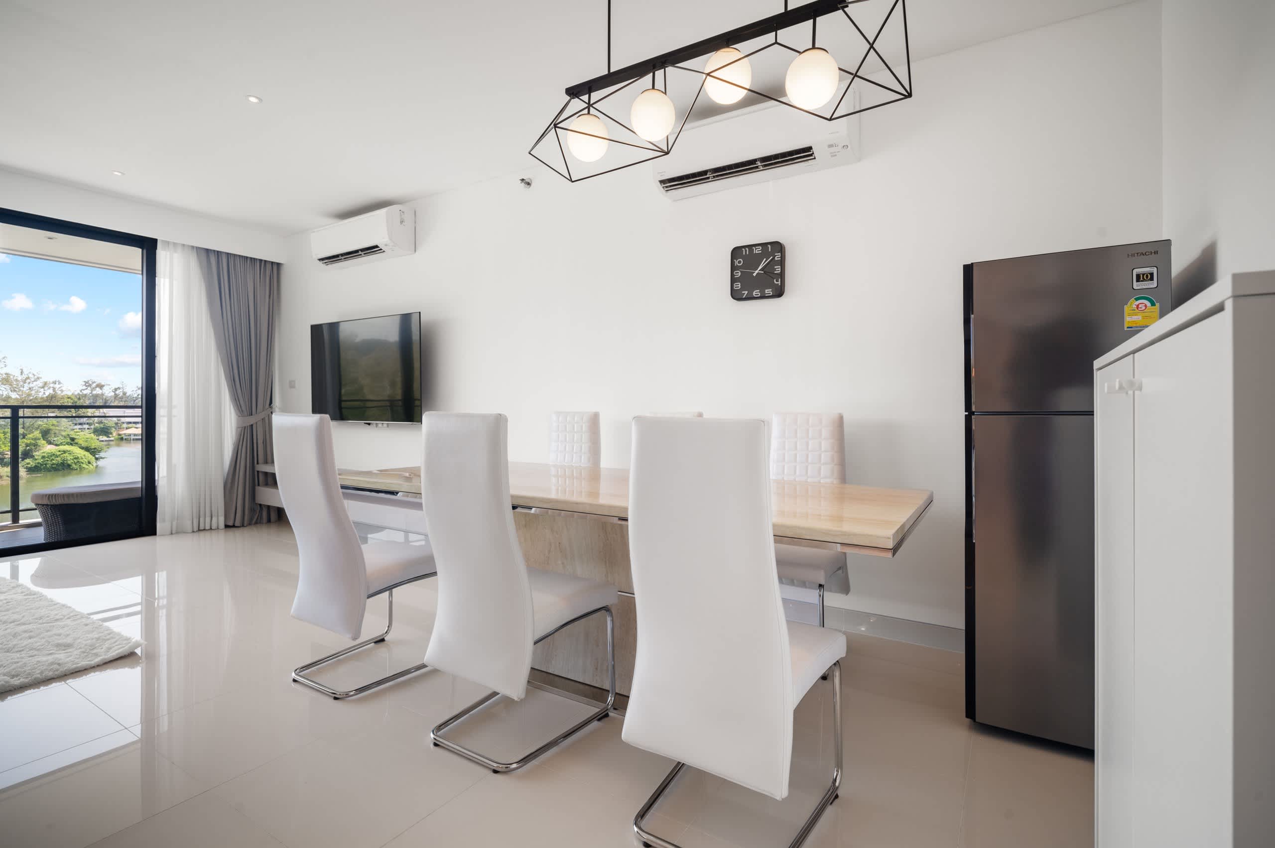 Cassia Residences 3BR B Lake side