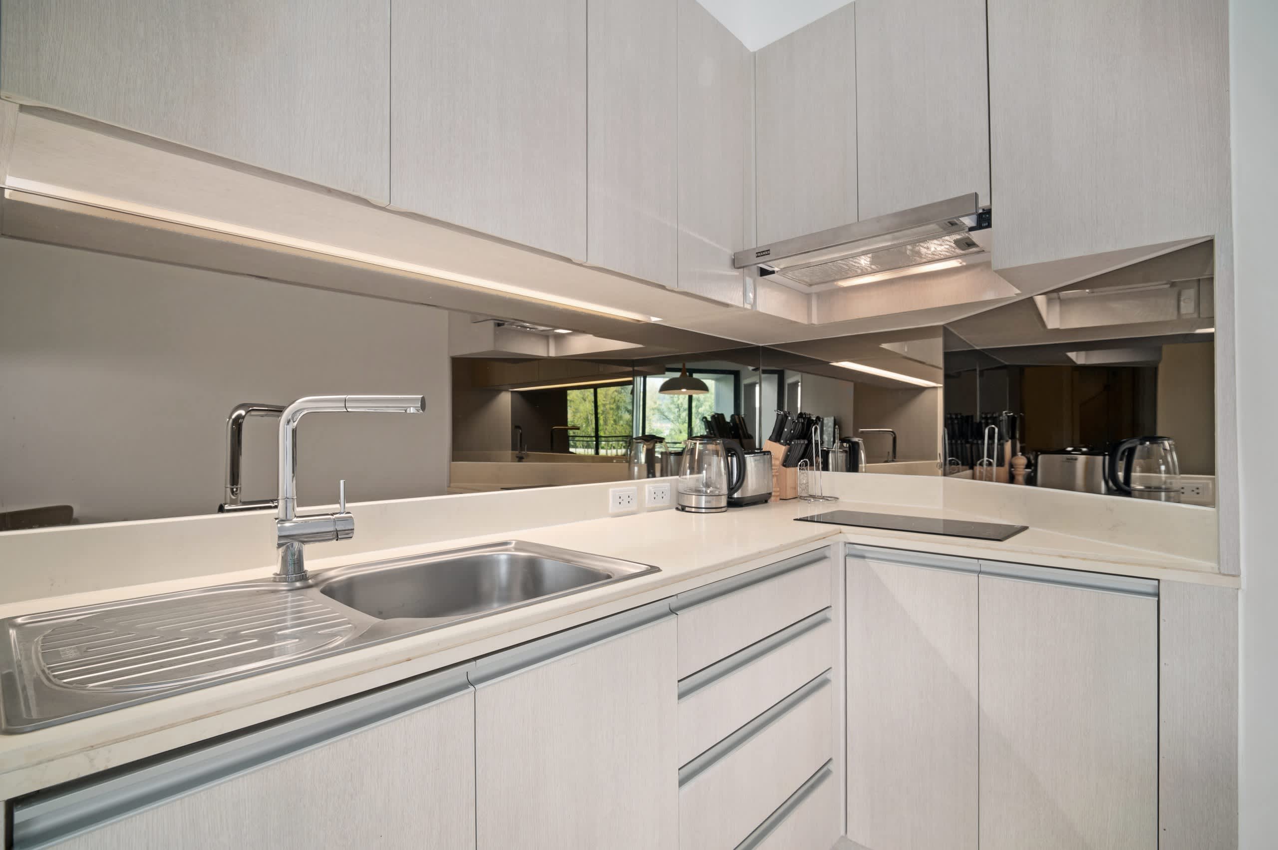 Cassia Residences 1BR A1 Sea side