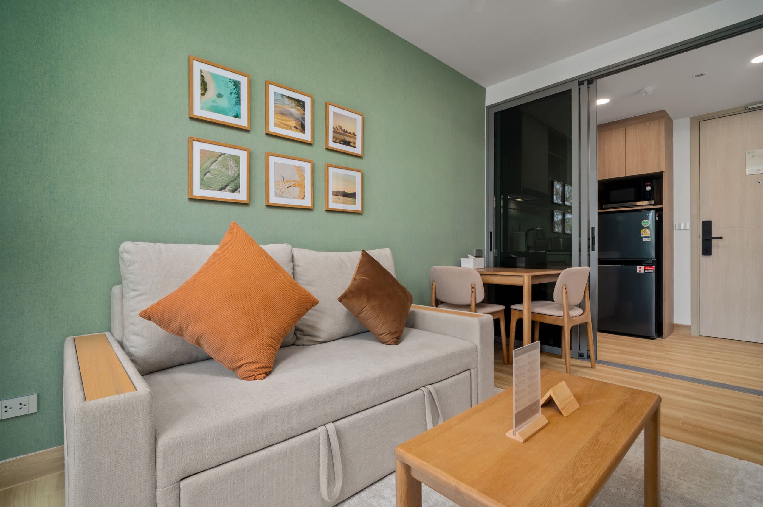 Skypark Celeste 5, One Bedroom 1Bx Premium