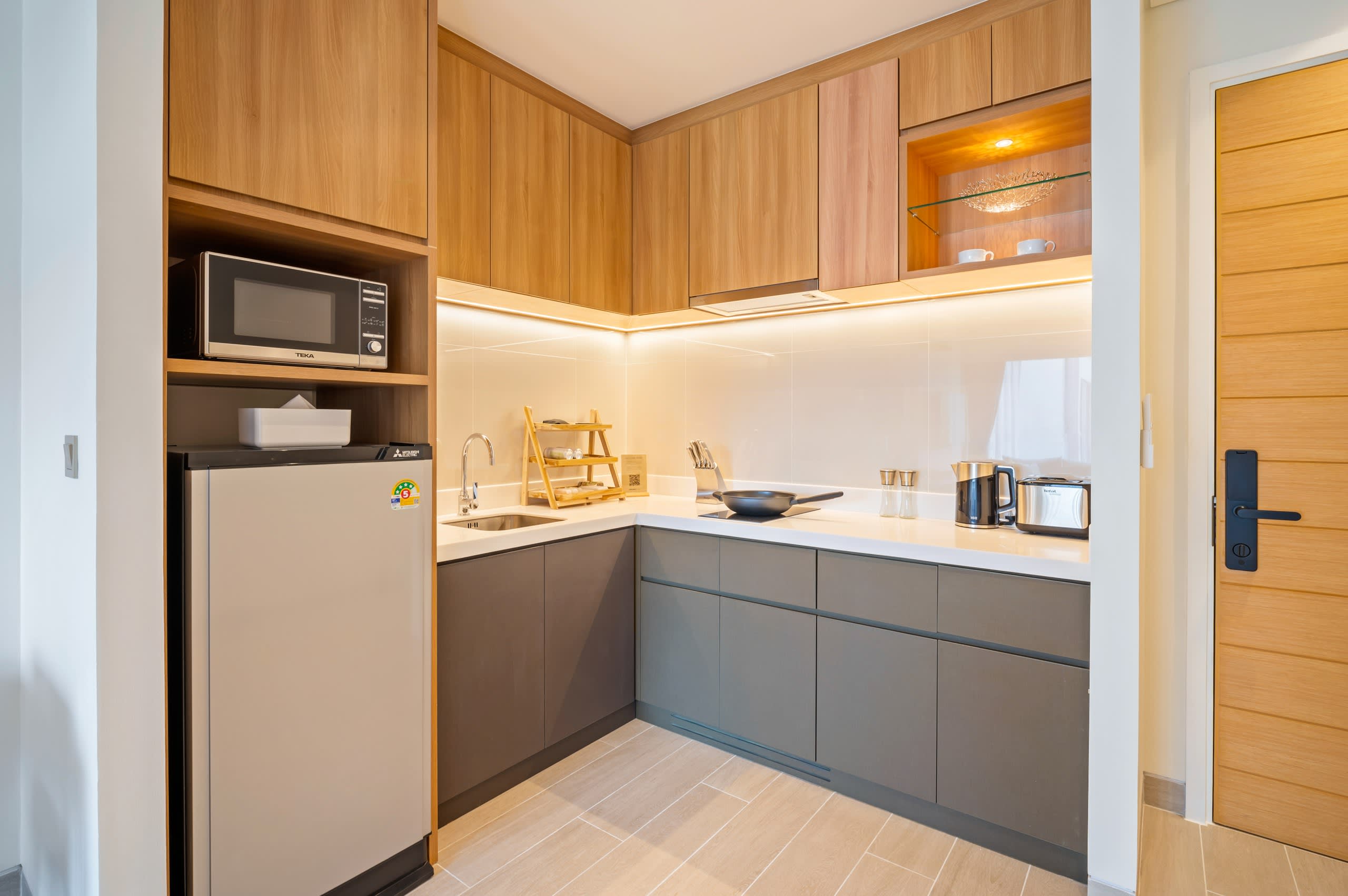 Laguna Lakeside, One Bedroom 1603 B5 Premium