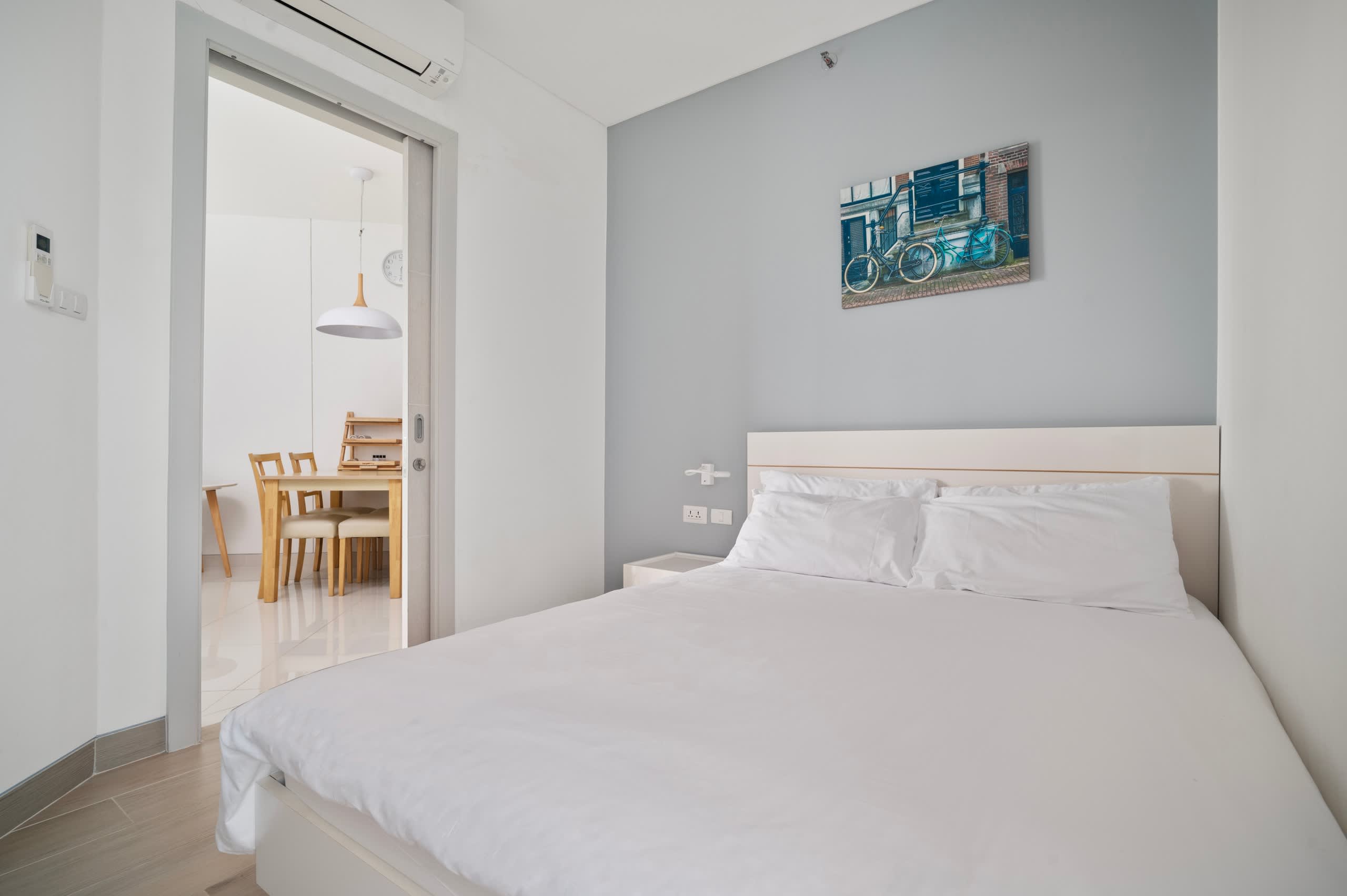Cassia Residences 2BR C Lake side