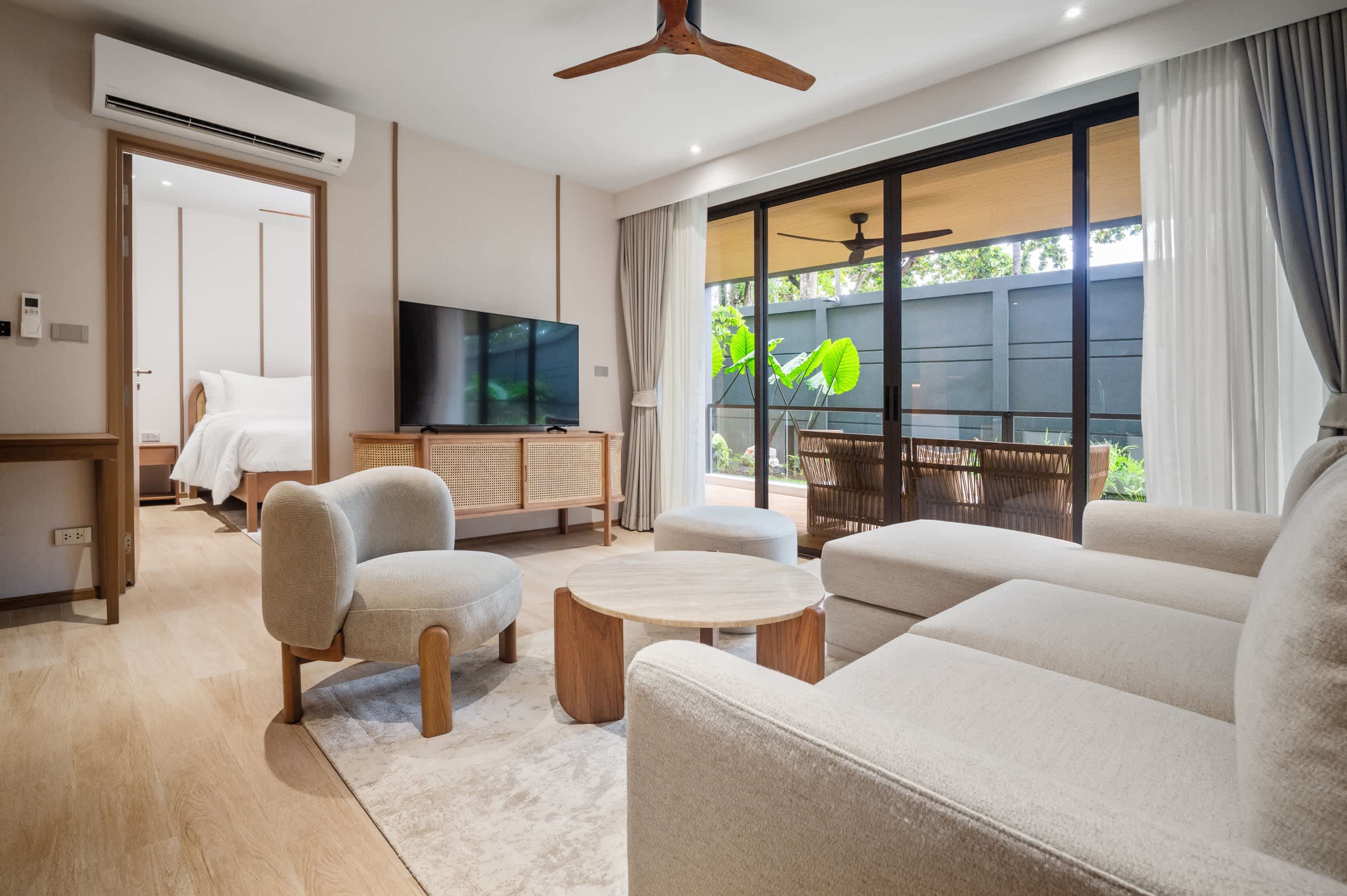 Laguna Beach Residences Reef 3BR 3B GF W view