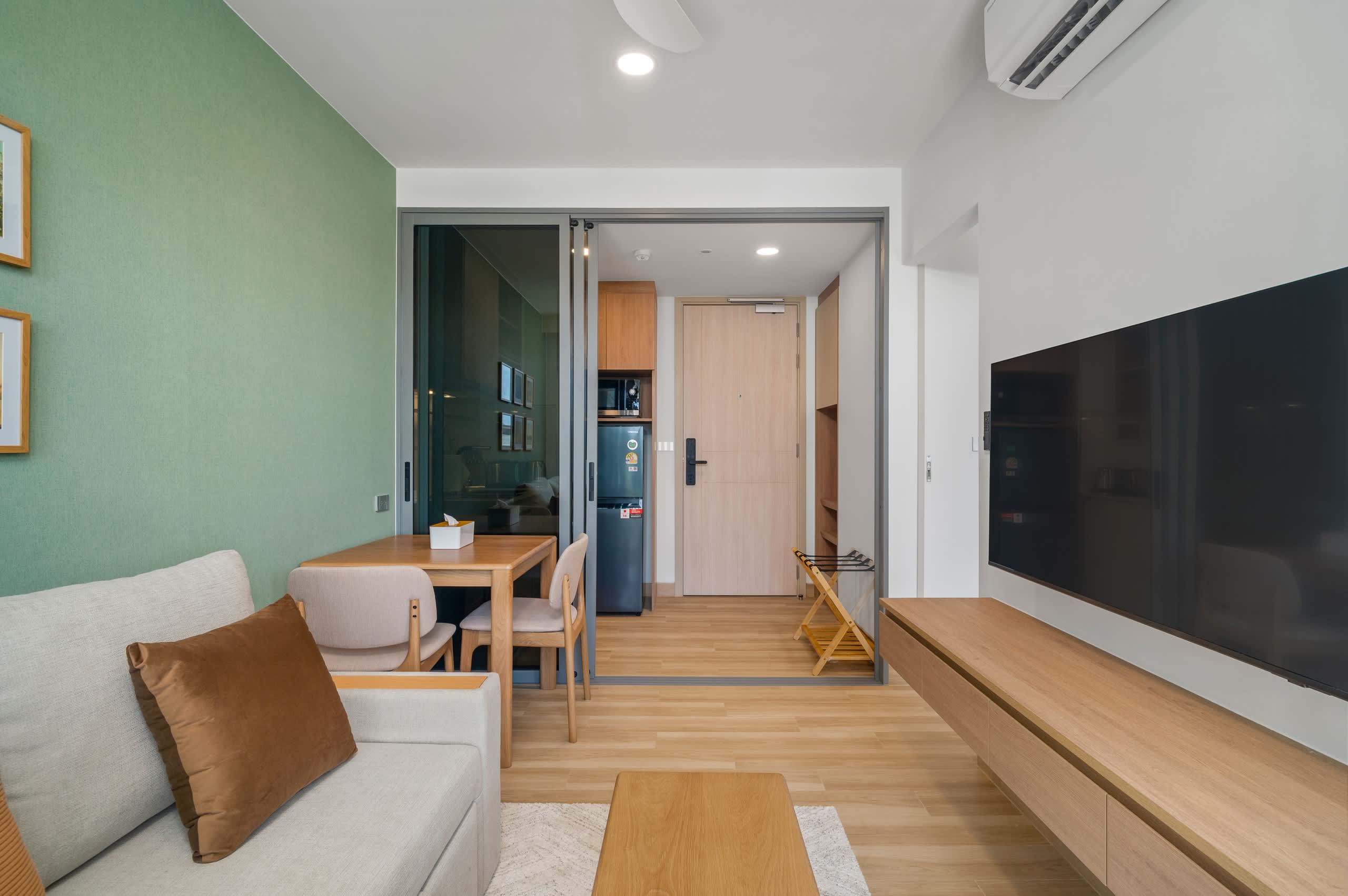 Skypark Celeste 6, One Bedroom 1B Deluxe