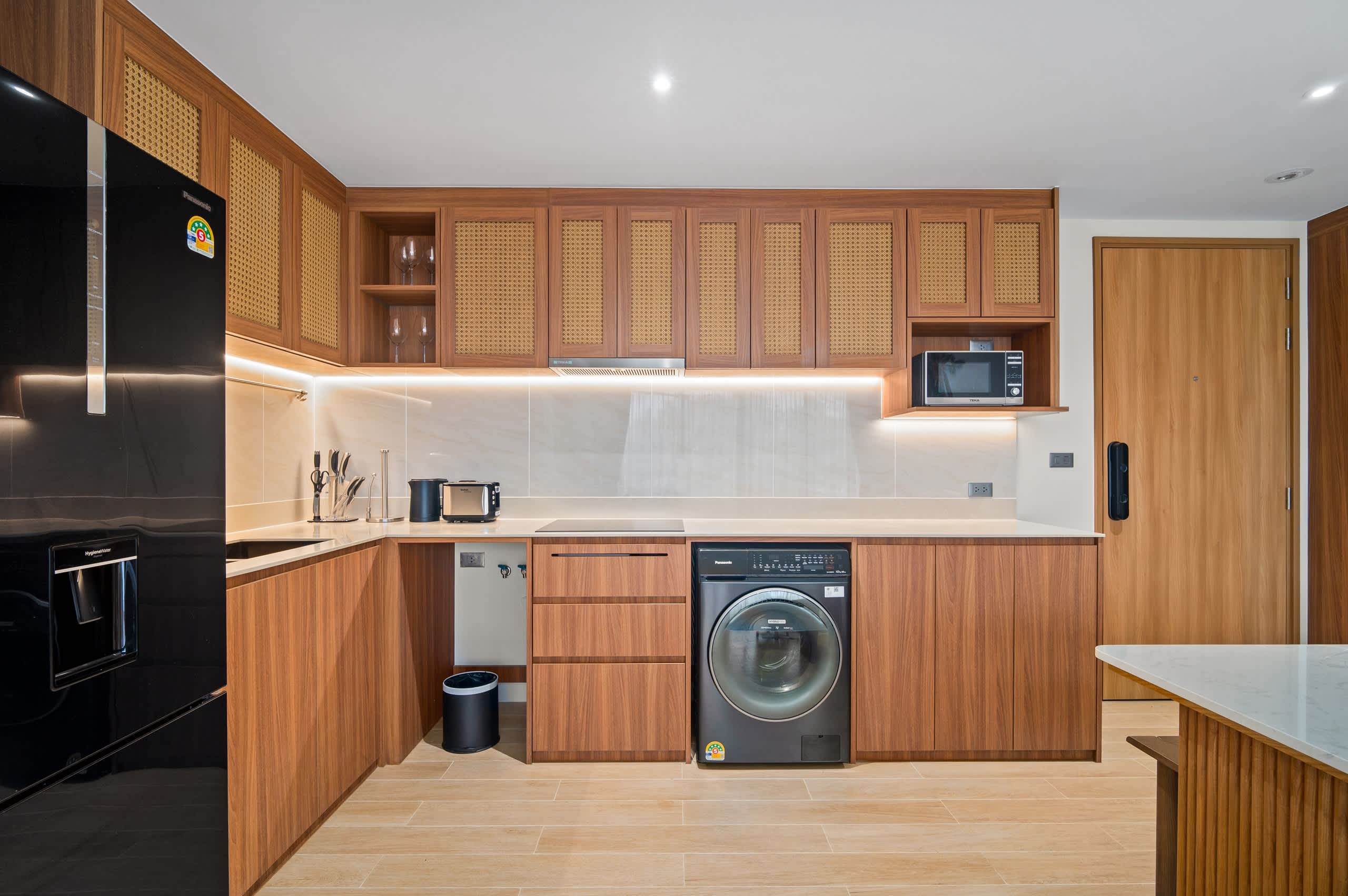Seashore Residences, Three-Bedroom 3B Deluxe