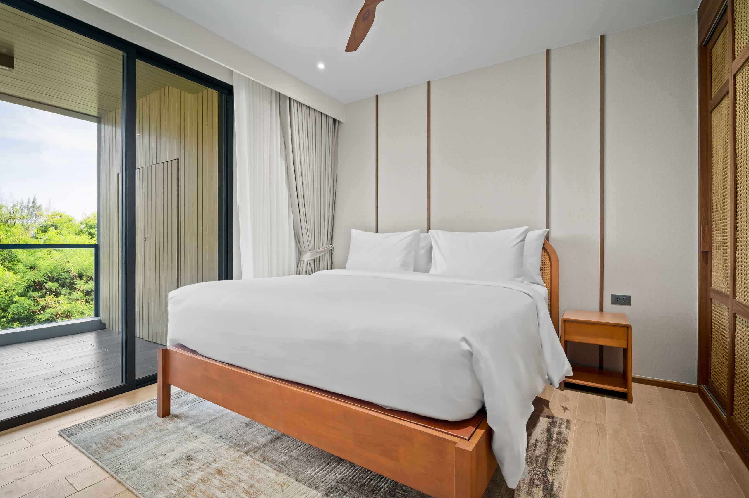 Seashore Residences, Three-Bedroom 3B Deluxe