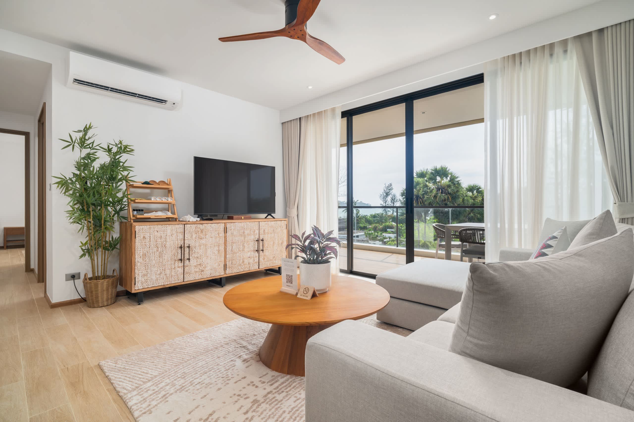 Seashore Residences, Three-Bedroom 3A Premium