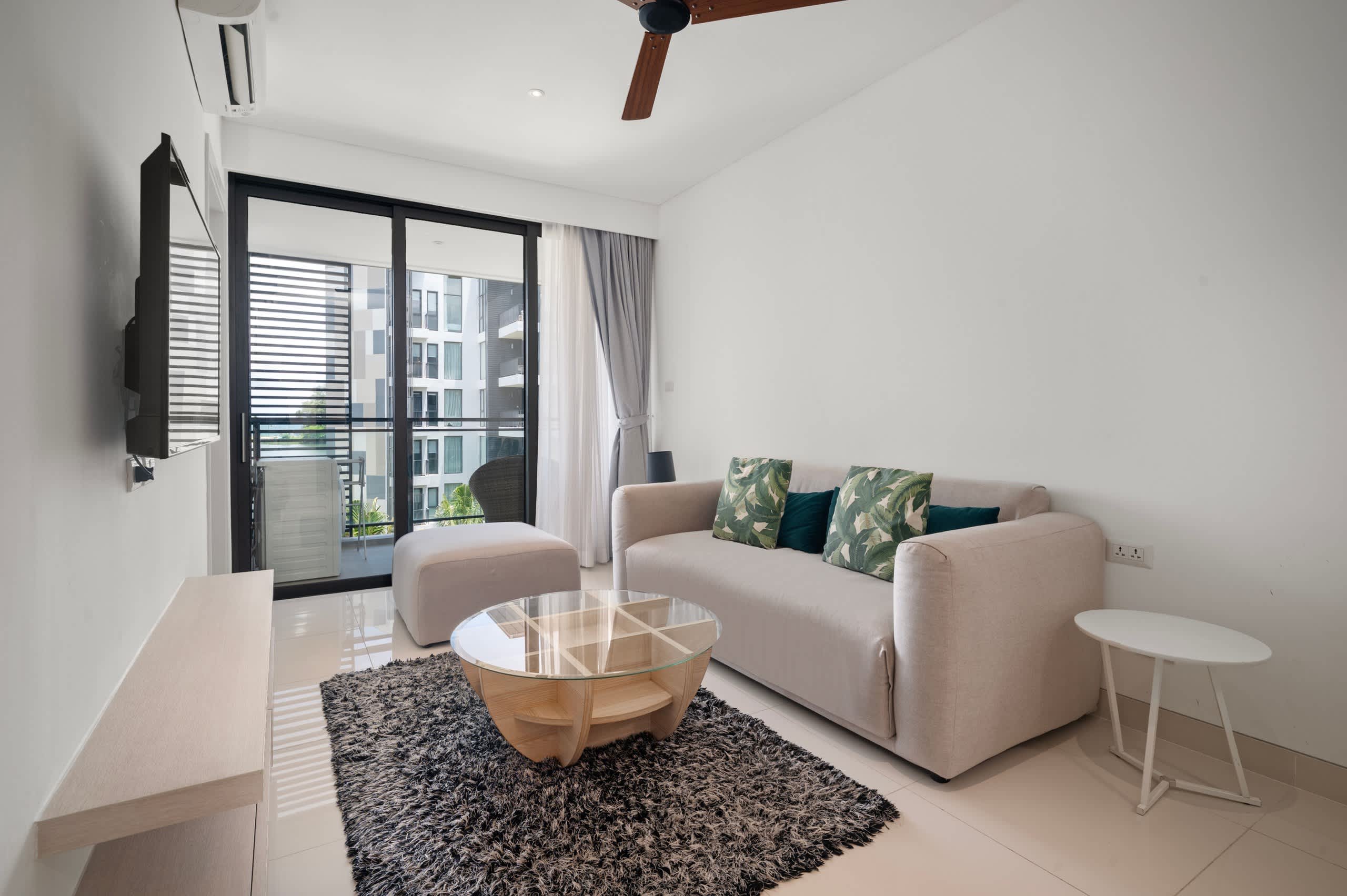 Cassia Residences 1BR A Sea side