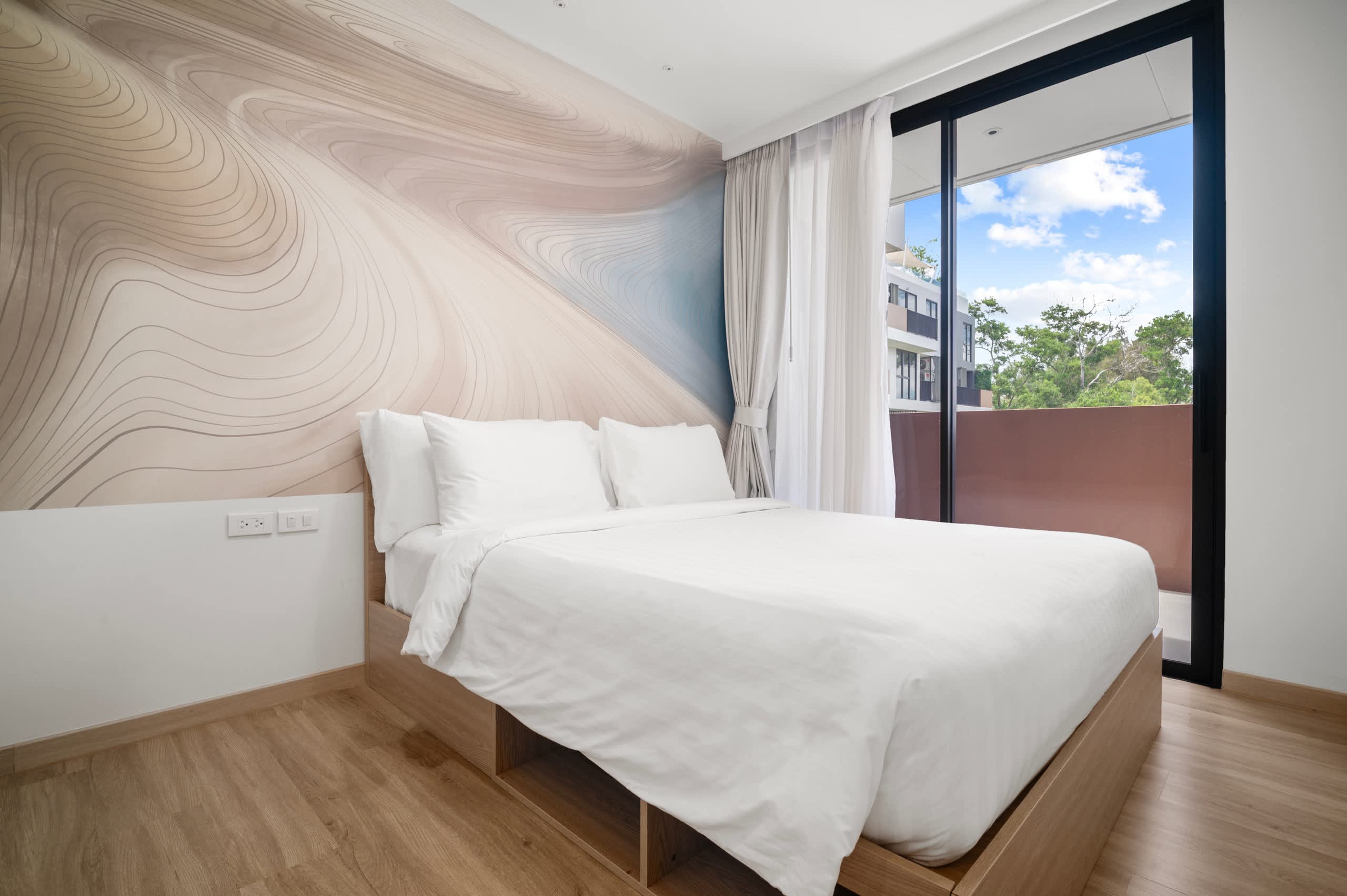 Skypark Aurora 1BR 1Cx Golf side