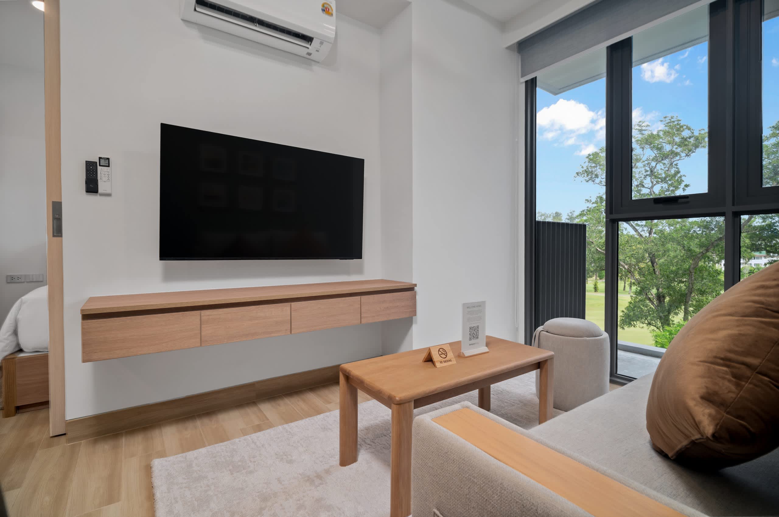 Skypark Celeste 5, One Bedroom 1Bx Premium