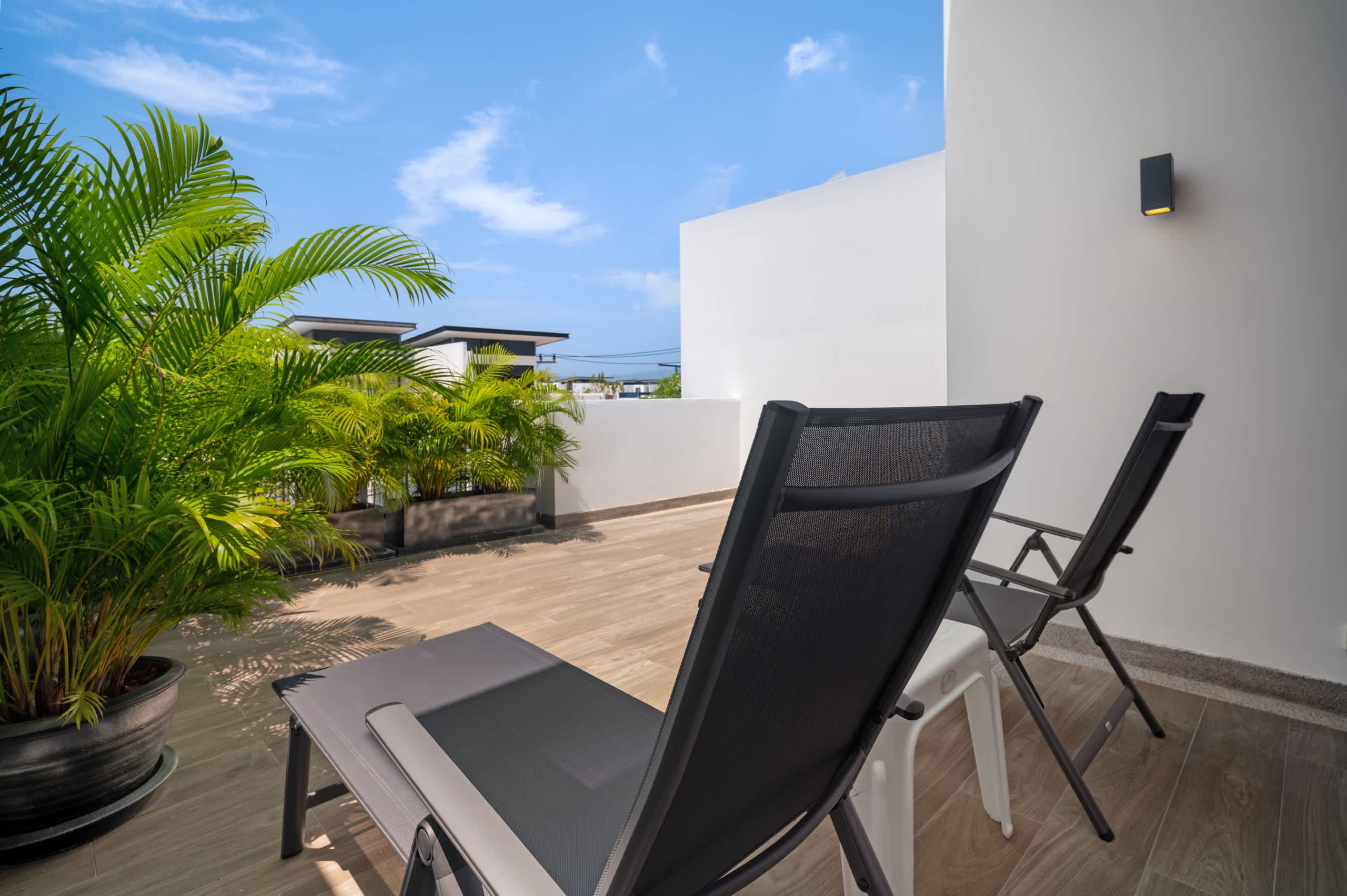 Laguna Parkside Residences Three-Bedroom 65/91