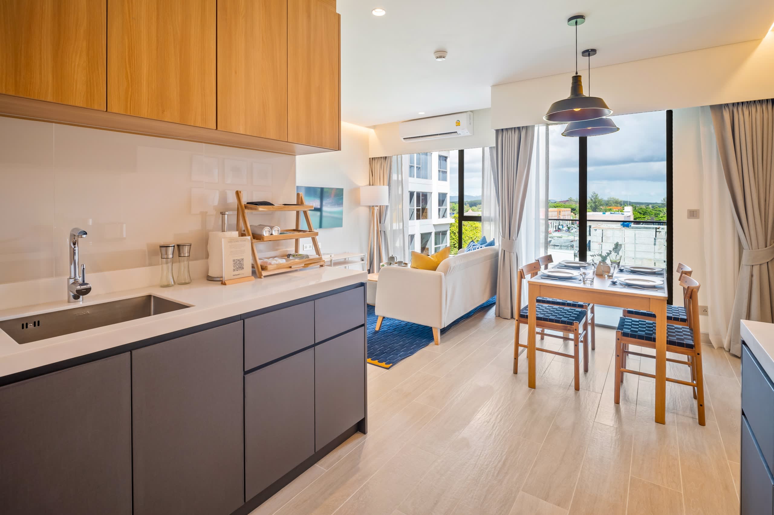 Laguna Lakeside Residences 2BR C4 Lake side