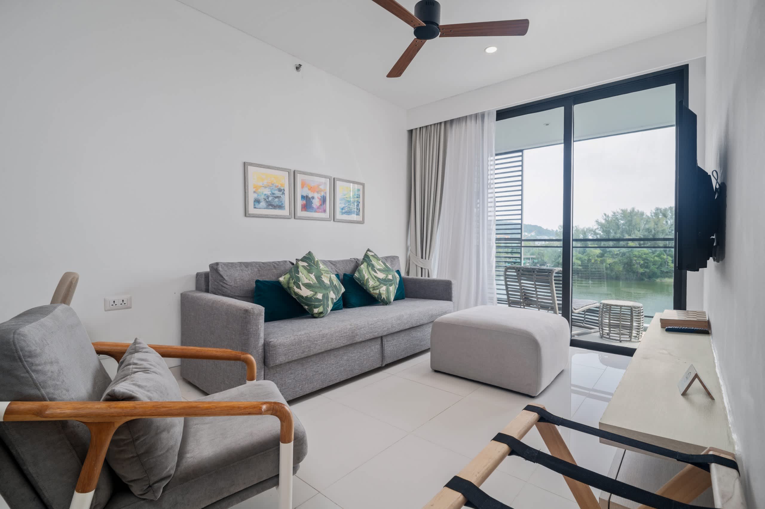 Cassia Residences, Two-Bedroom D Deluxe Lake
