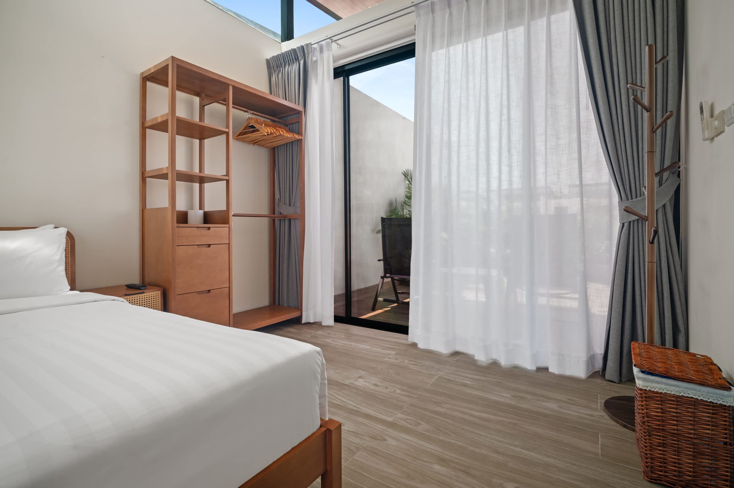 Laguna Parkside Residences Three-Bedroom 65/91