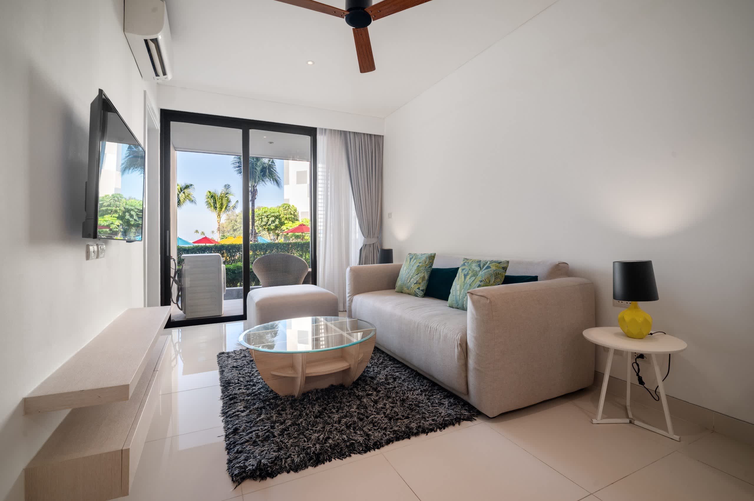Cassia Residences 1BR A Sea side