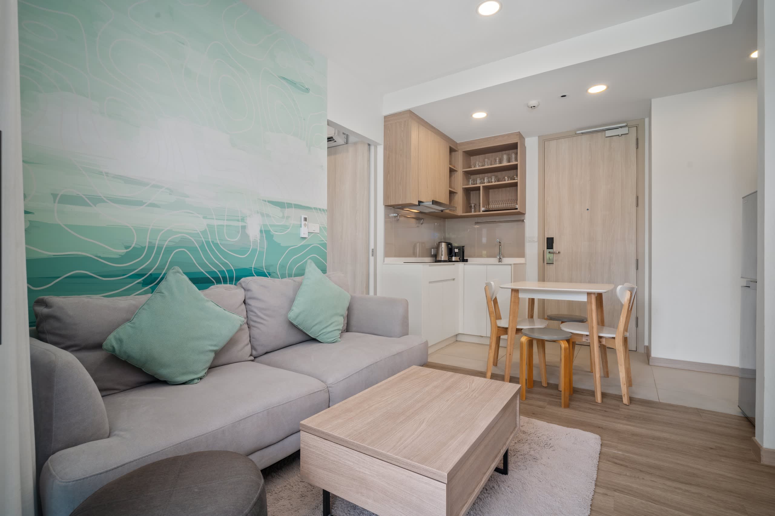 Skypark Aurora 2BR 2A2 Golf side