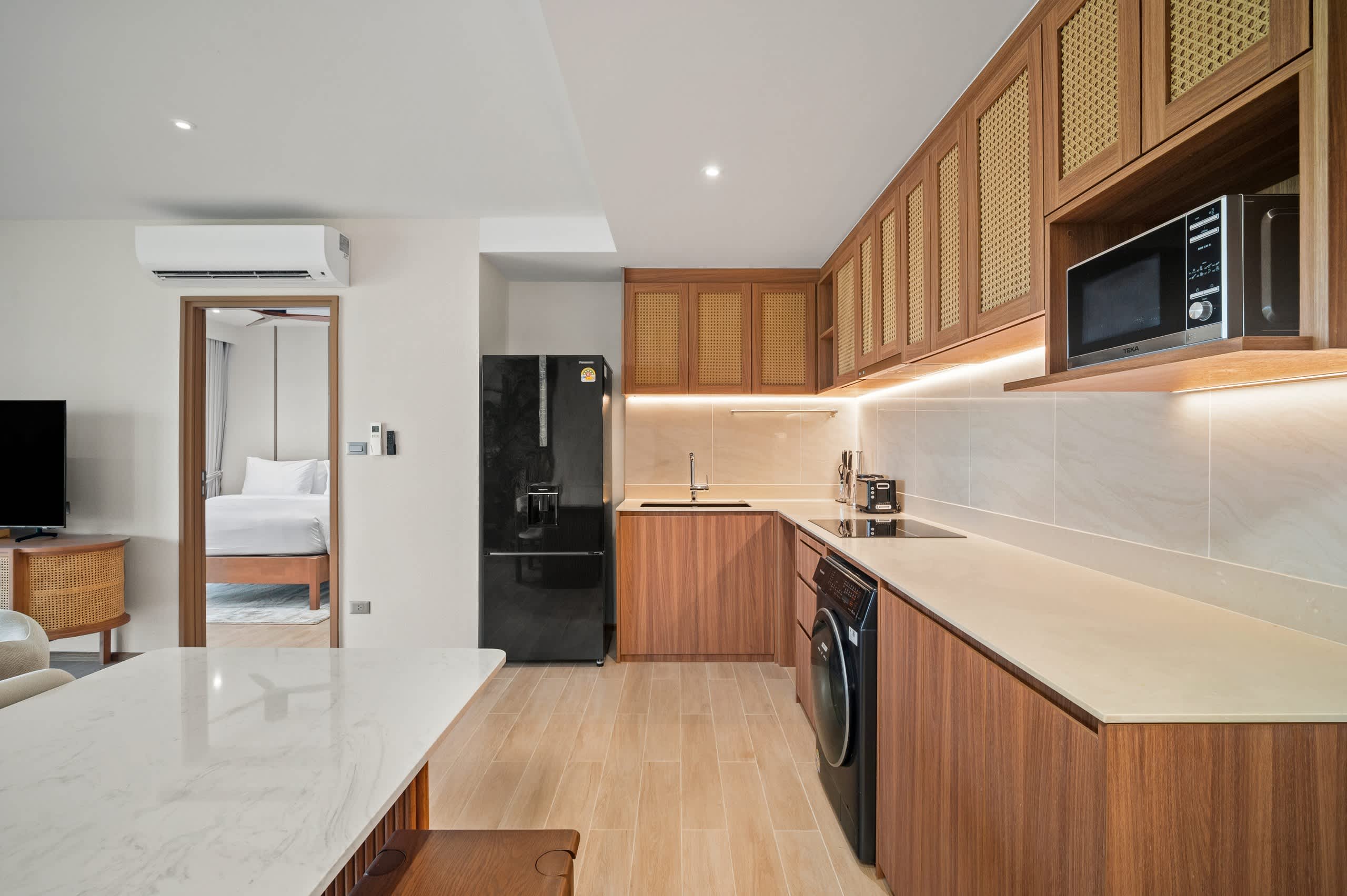 Seashore Residences, Three-Bedroom 3B Deluxe
