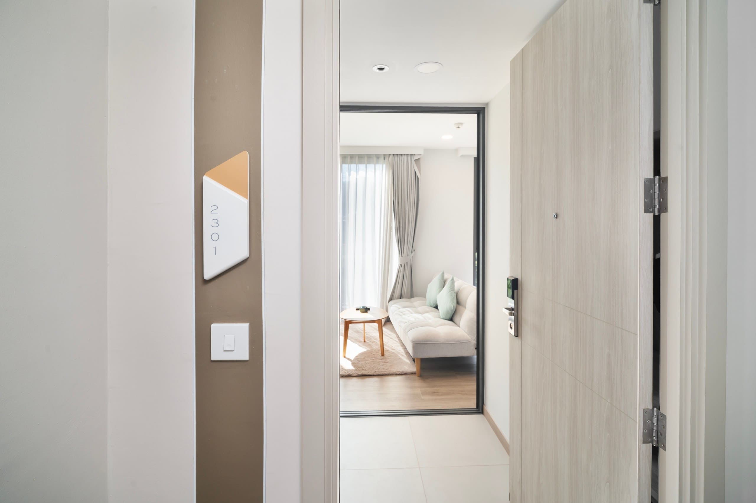 Skypark Aurora 2, Studio 2301 1A Deluxe