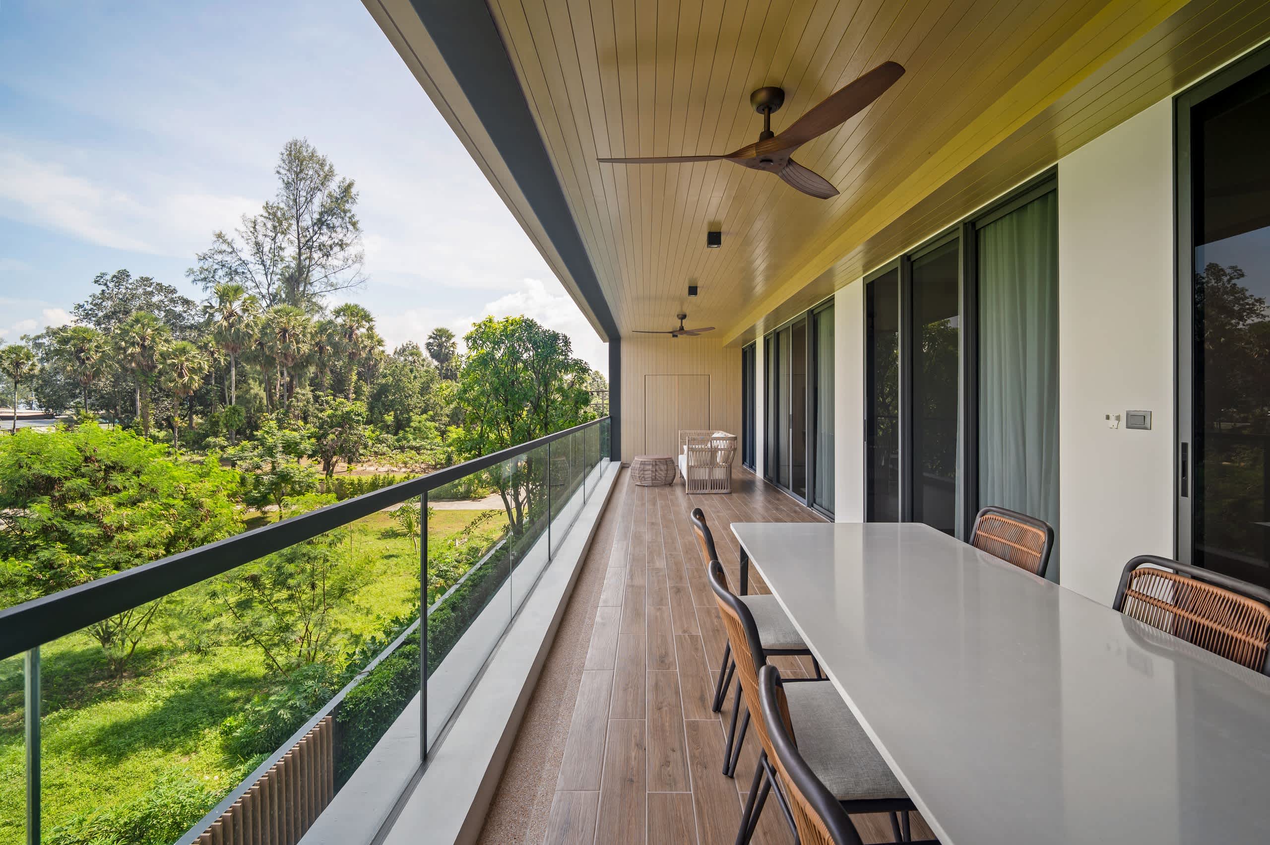 Seashore Residences, Three-Bedroom 3B Deluxe