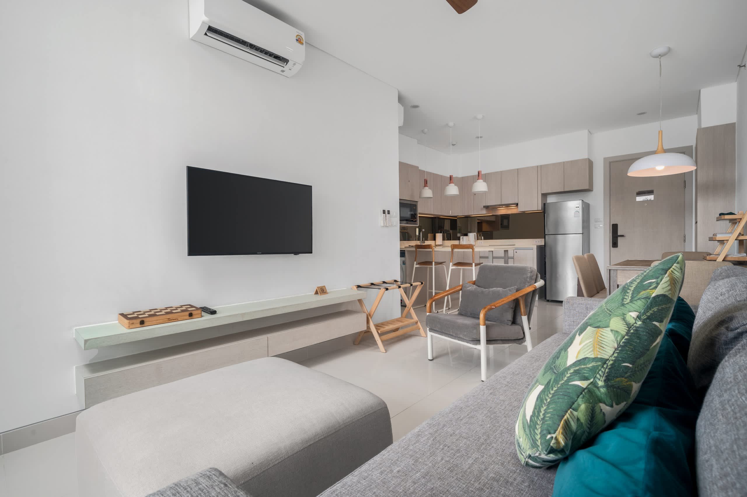 Cassia Residences, Two-Bedroom D Deluxe Lake