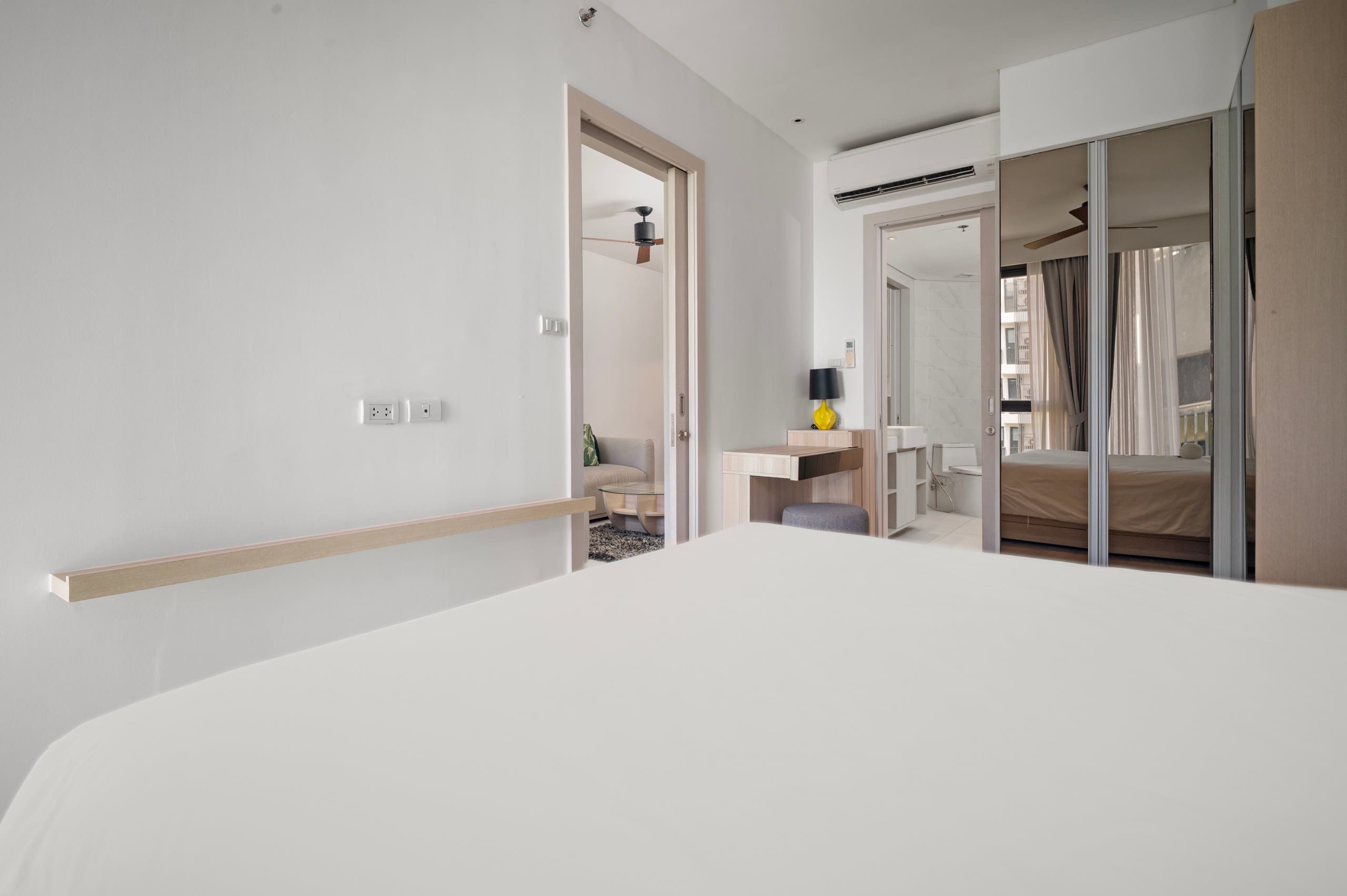 Cassia Residences 1BR A Lake side