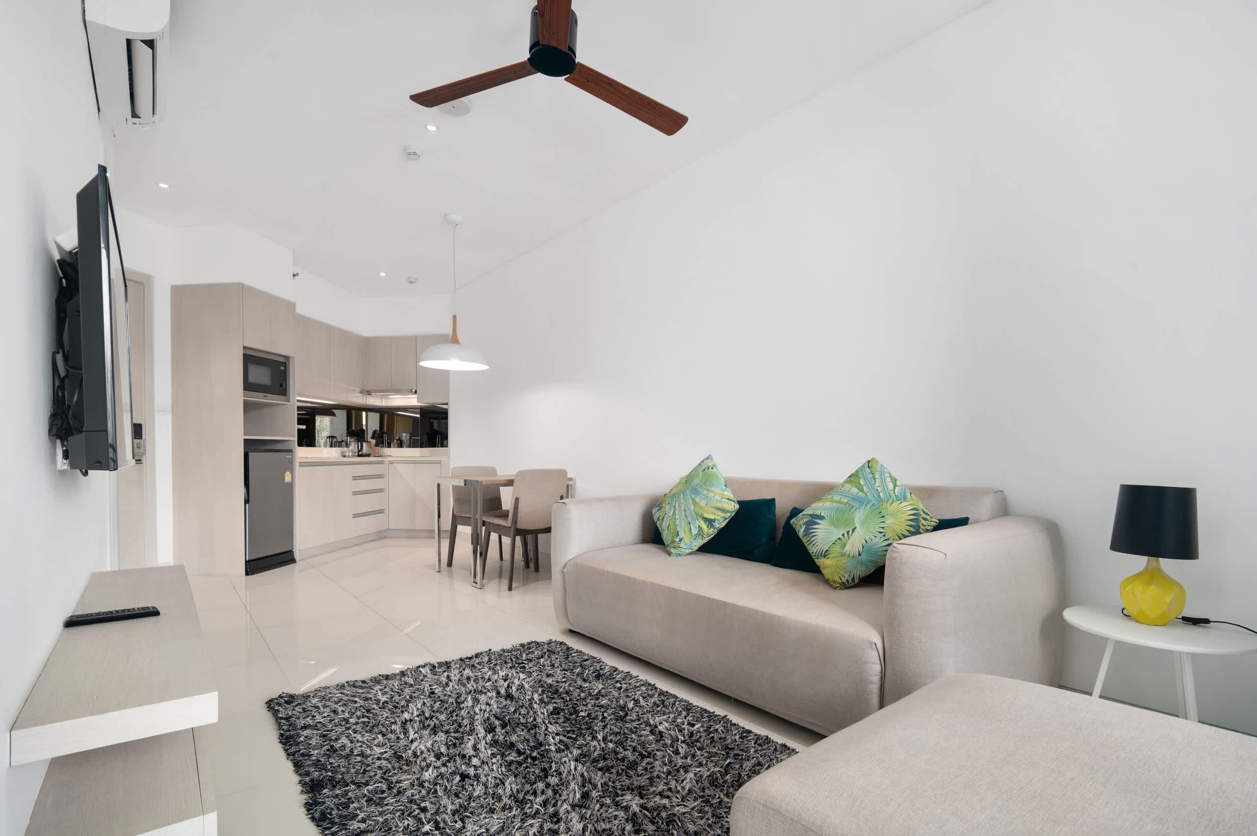 Cassia Residences 1BR A1 Sea side