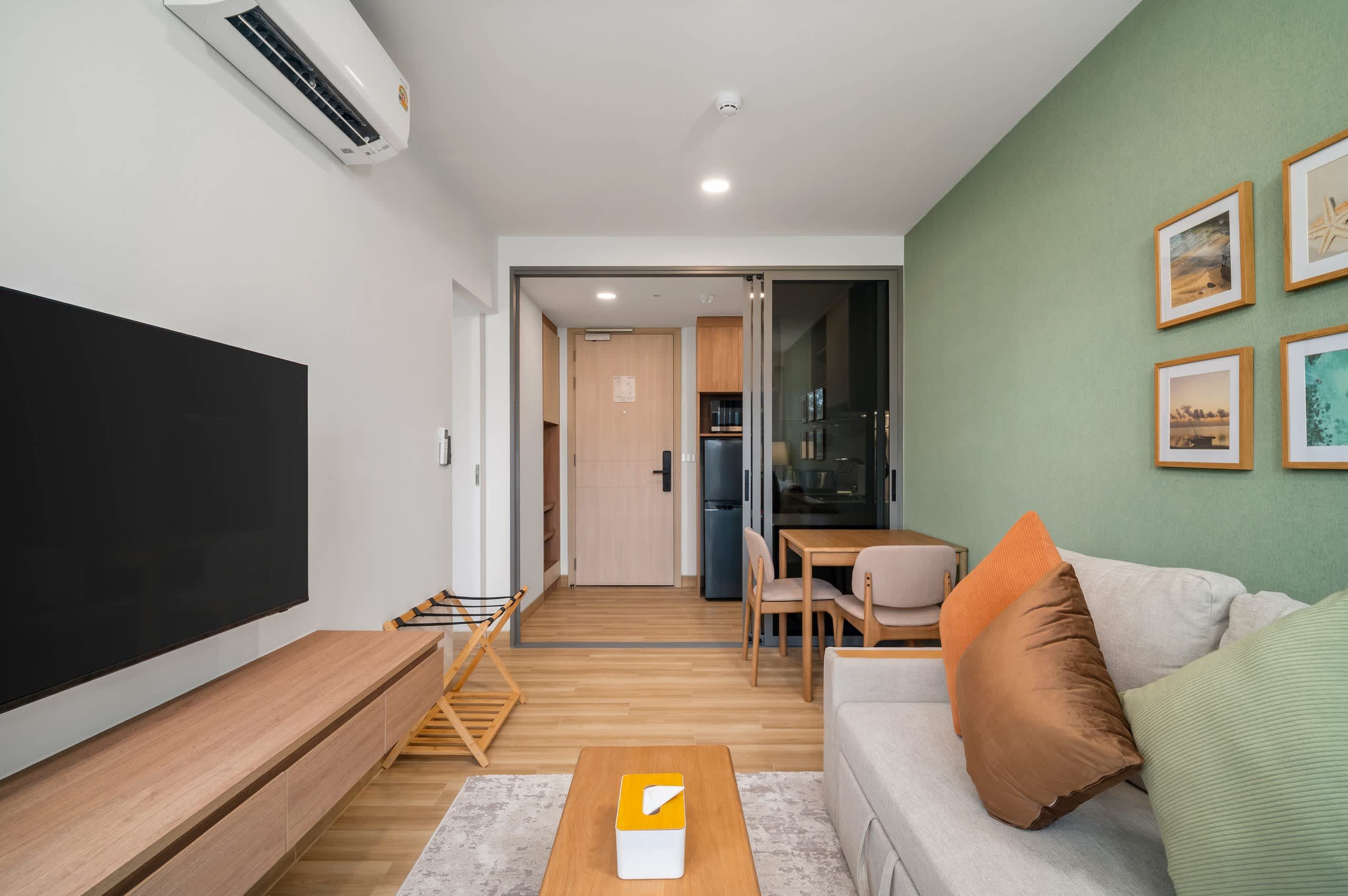 Skypark Celeste 5, One Bedroom 1C Deluxe