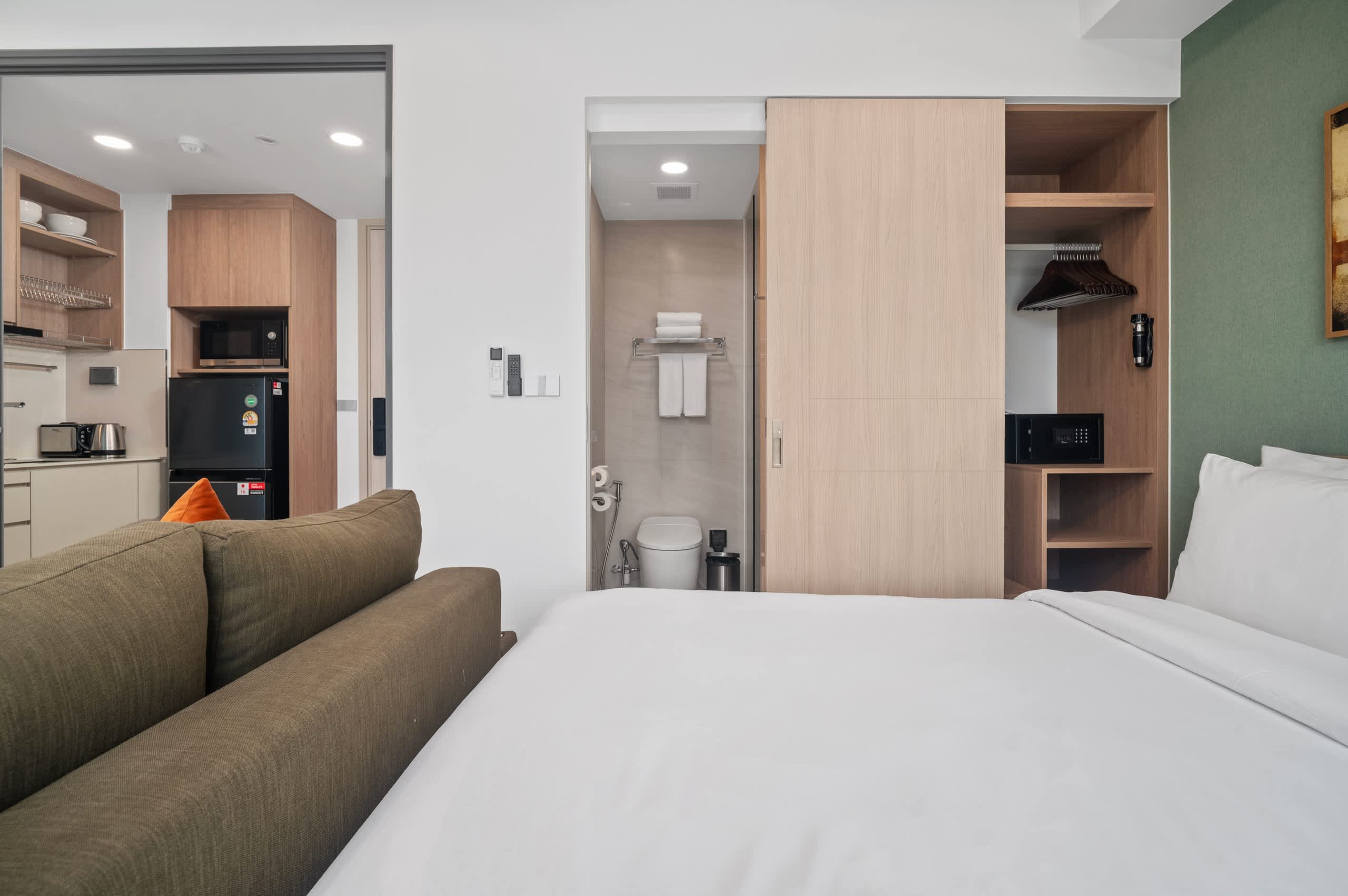 Skypark Celeste 4, Studio 1A Premium