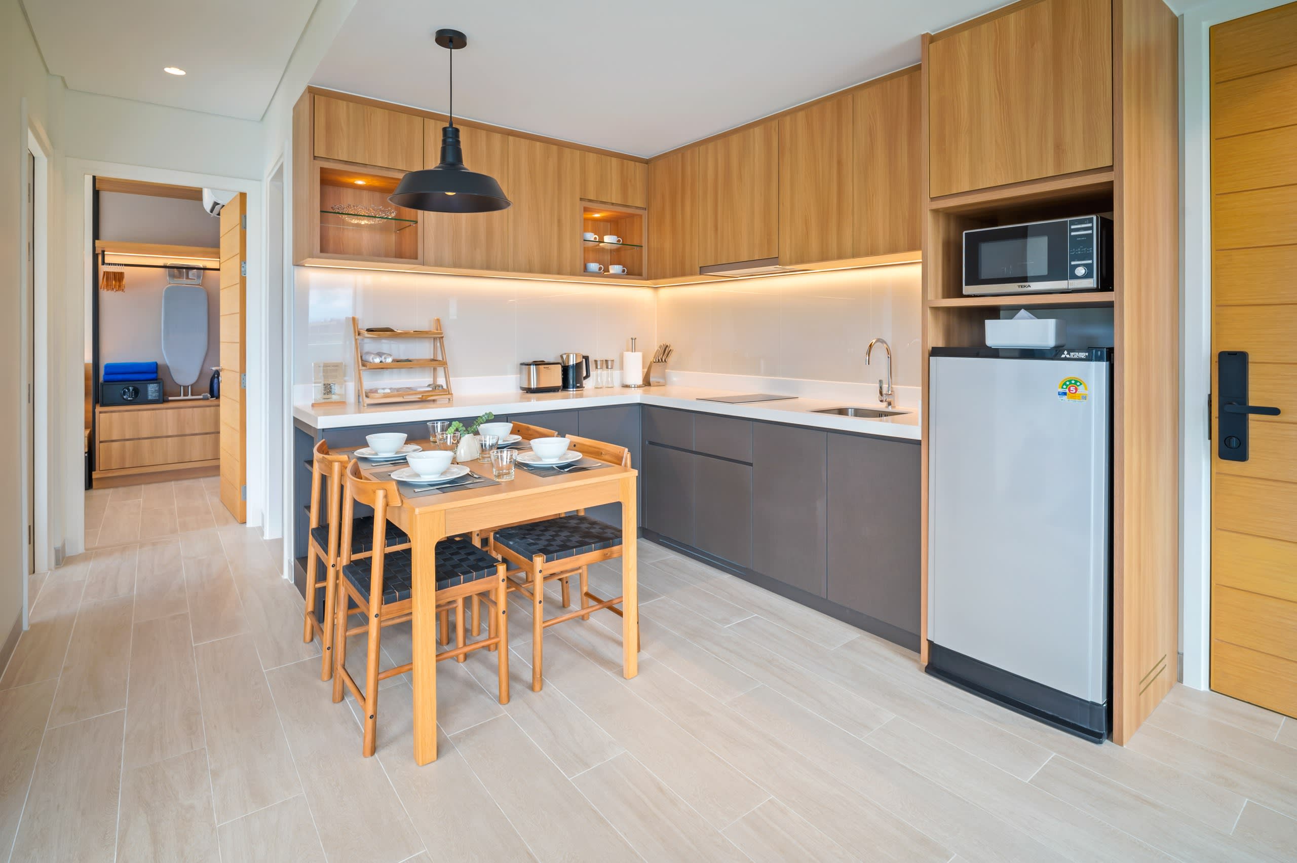 Laguna Lakeside Residences 2BR C2 Lake side