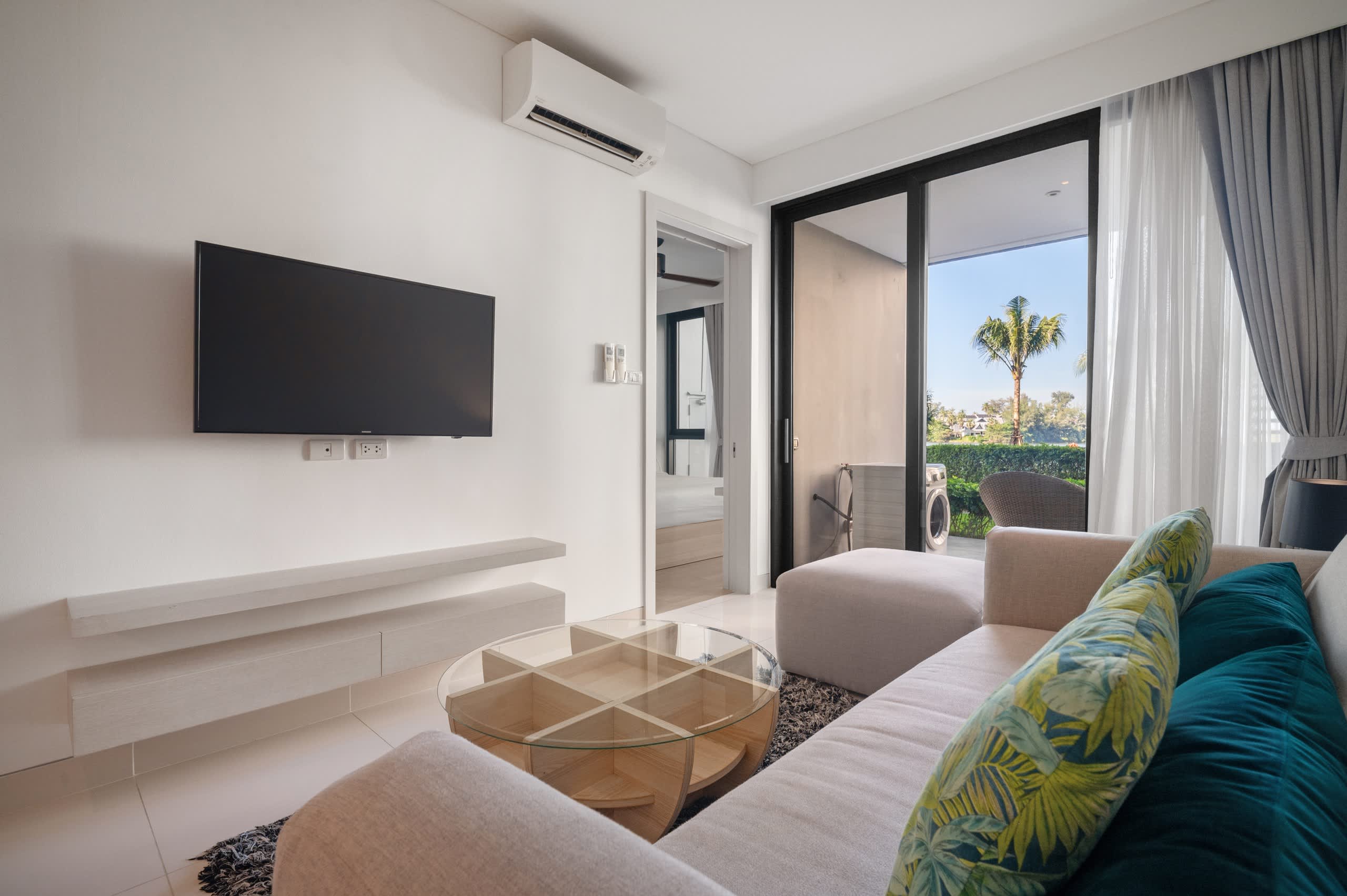 Cassia Residences 1BR A Sea side