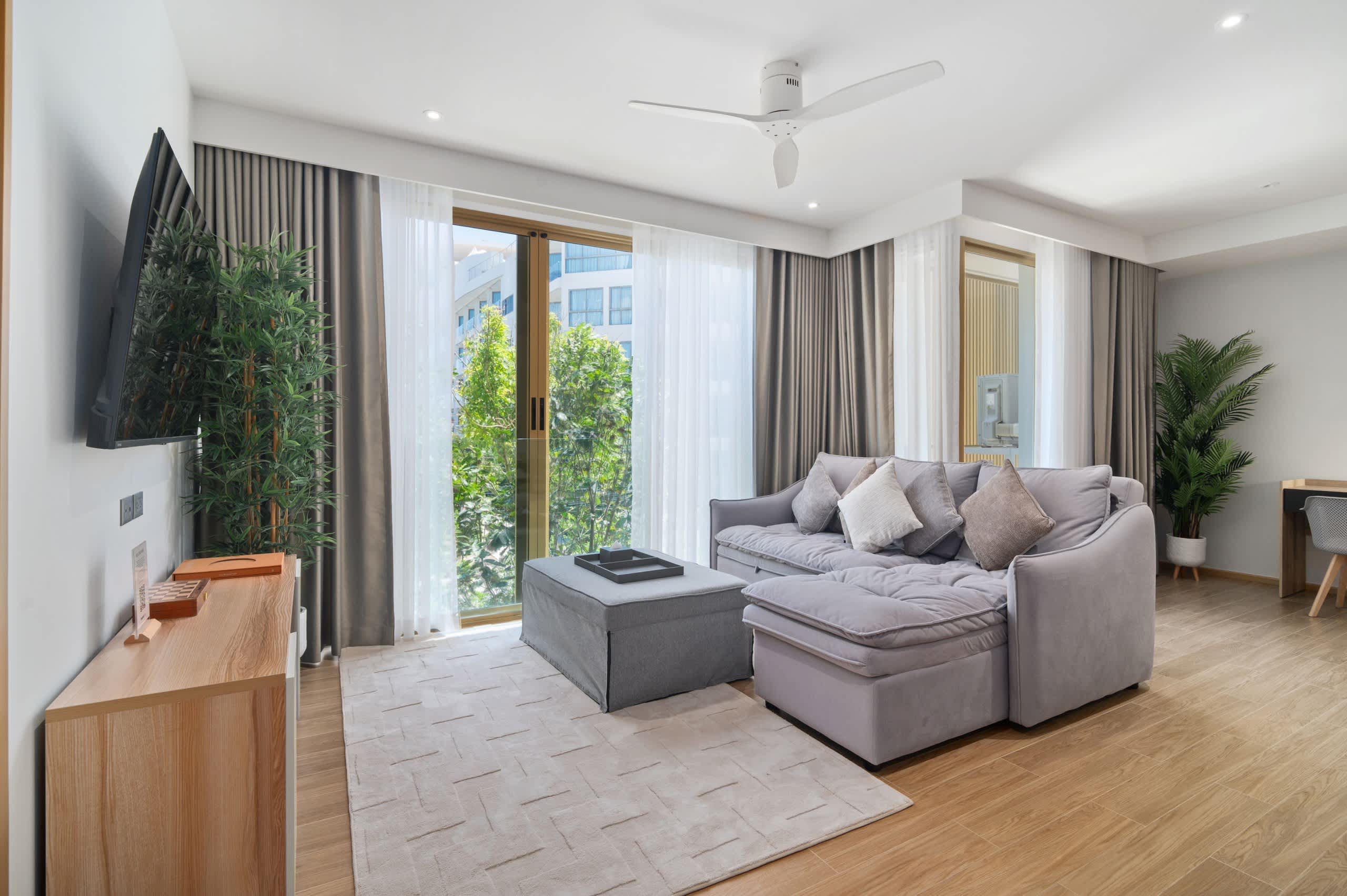 Seashore Residences One-Bedroom 1B Deluxe
