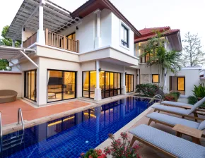 Laguna Village, Three-Bedroom Townhouse